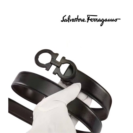 Кожаный ремень  Salvatore Ferragamo черный