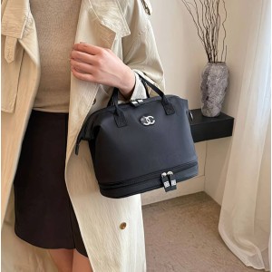 Косметичка сумка дорожня жіноча чорна. Photo 3